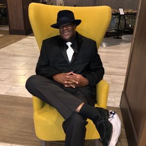 Meet your Posher, Jeffery